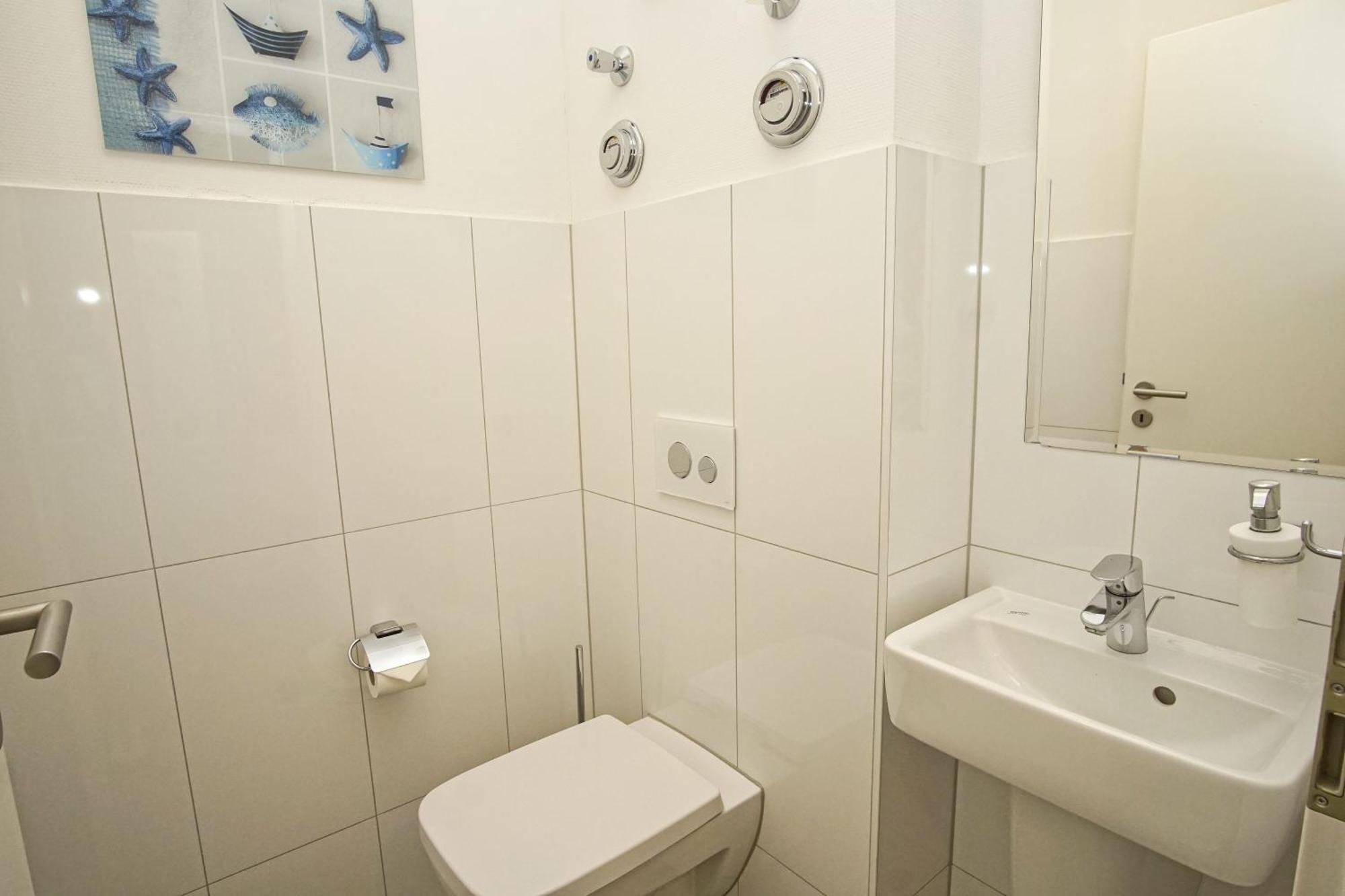 Balkon, Gratis Nutzung Vom Ahoi Erlebnisbad Und Sauna In Sellin- Meeresblick Fewo 59 Goehren  Exteriér fotografie